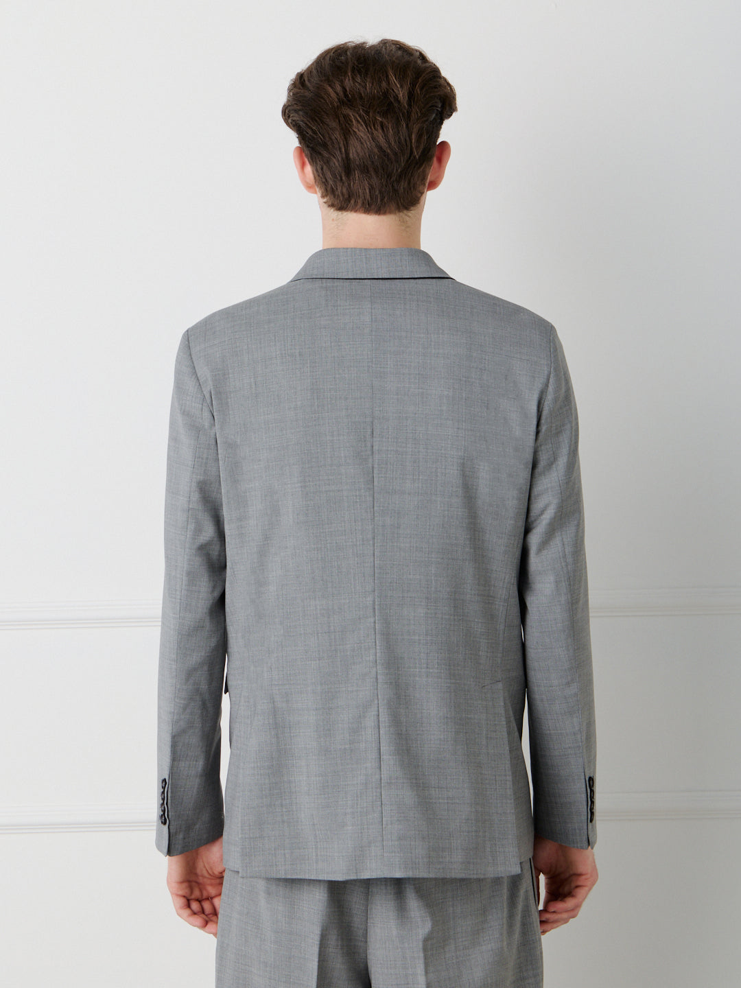 CLASSIC DOUBLE-BREASTED JACKET