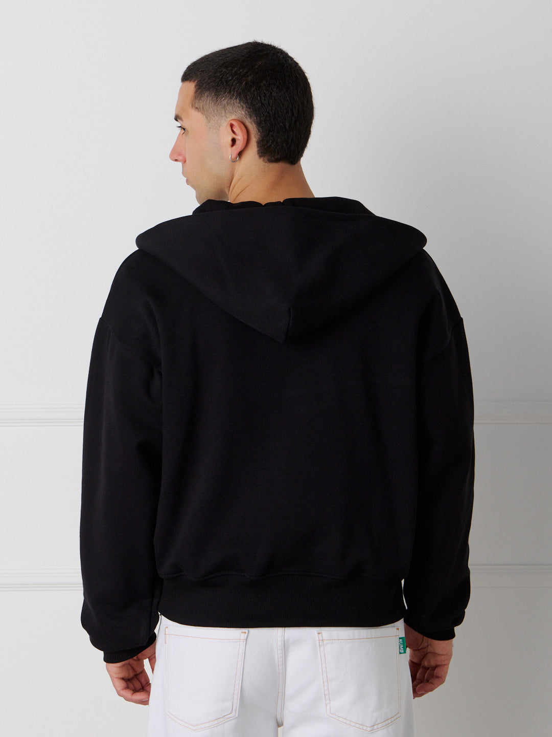 ESSENTIAL ZIP HOODIE