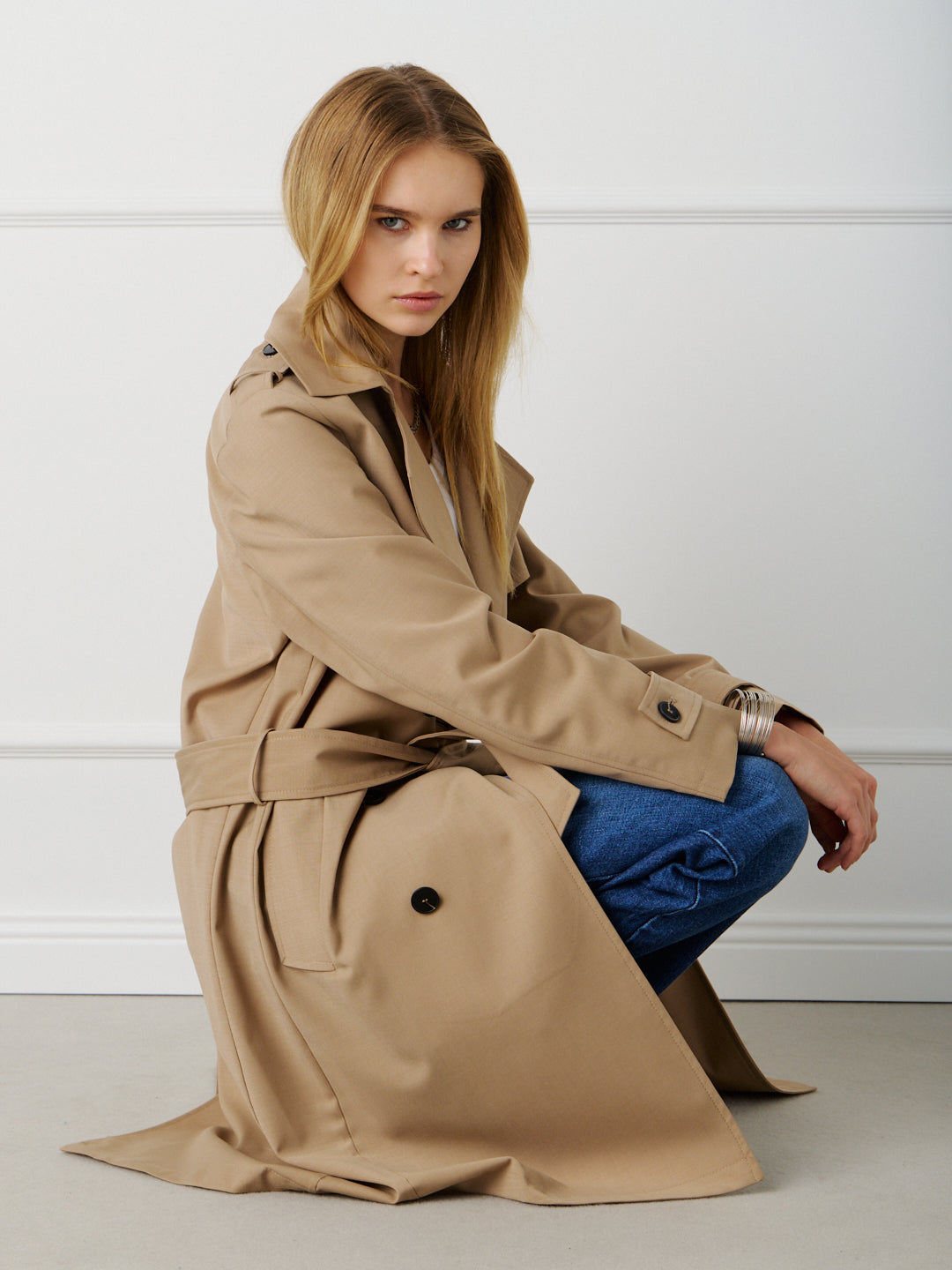TRENCH COAT