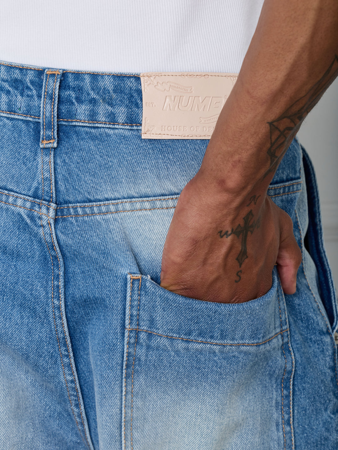 DENIM SHORTS
