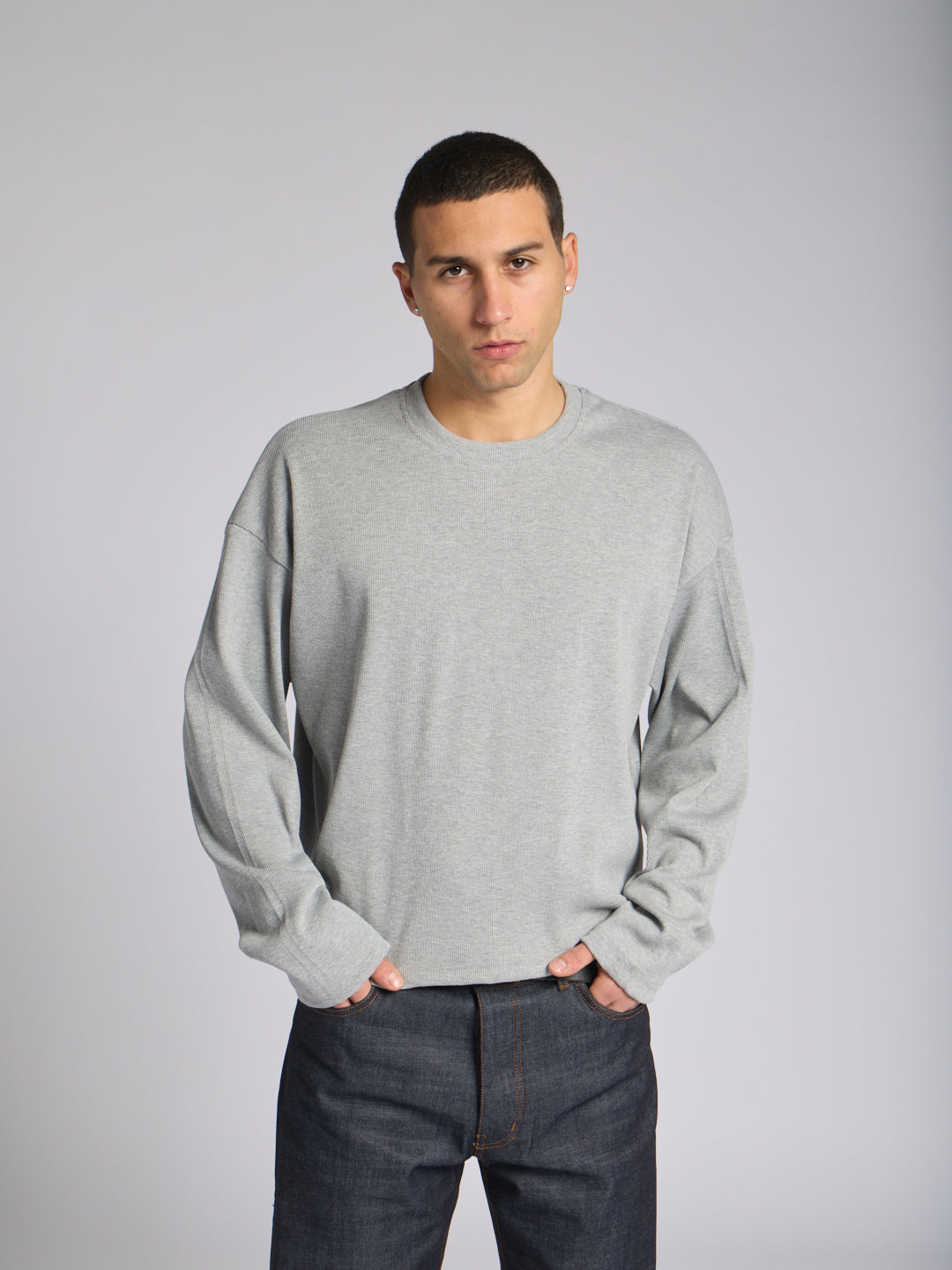 ESSENTIAL LONG SLEEVE