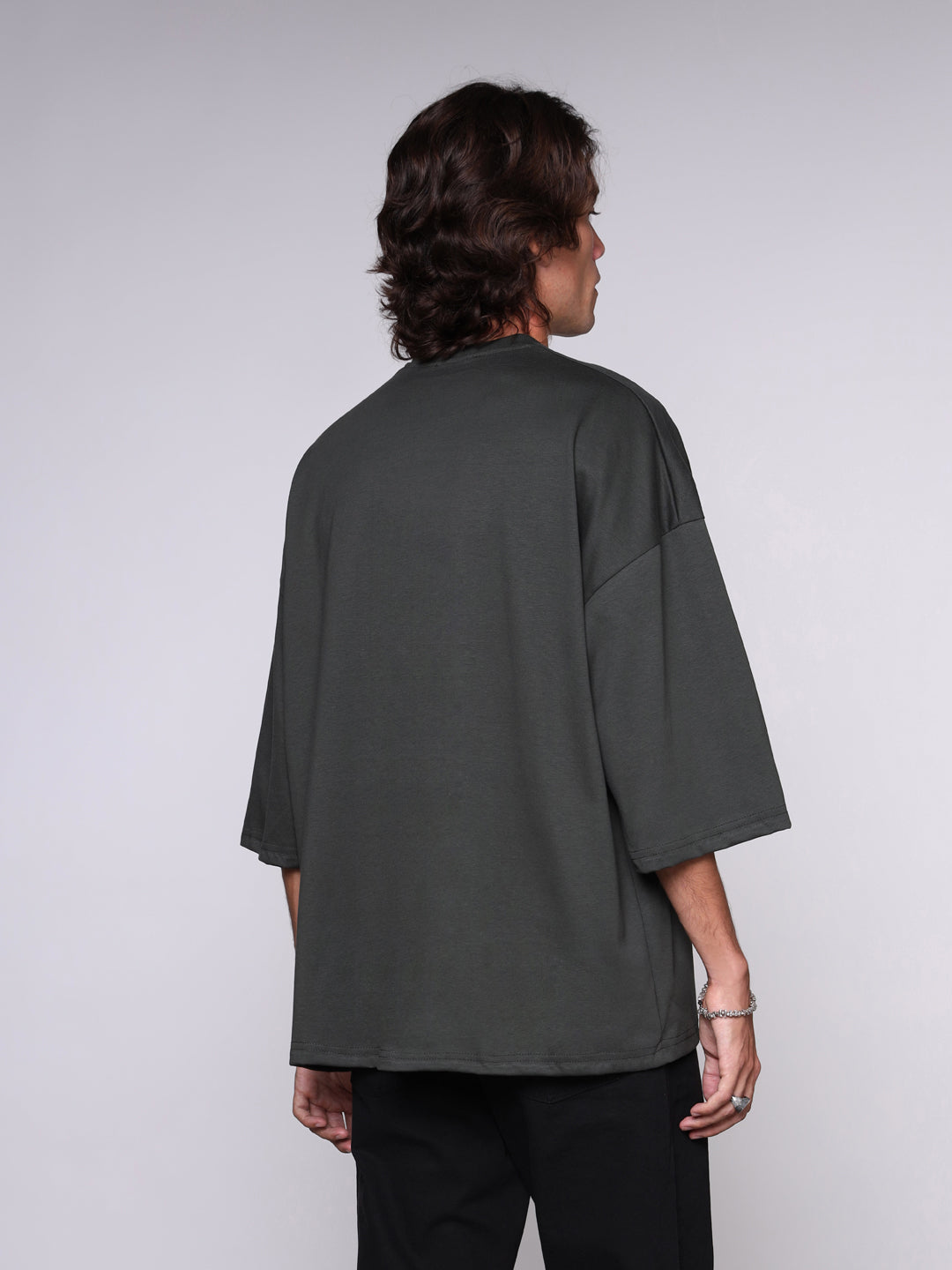 OVERSIZED T-SHIRT