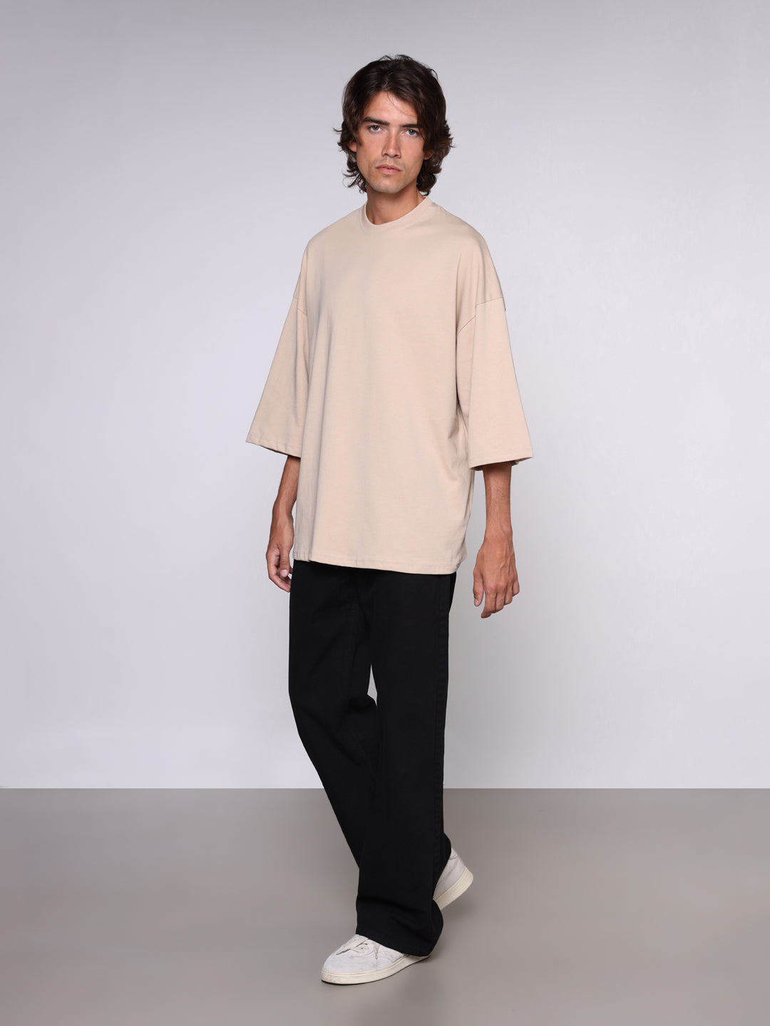 OVERSIZED T-SHIRT