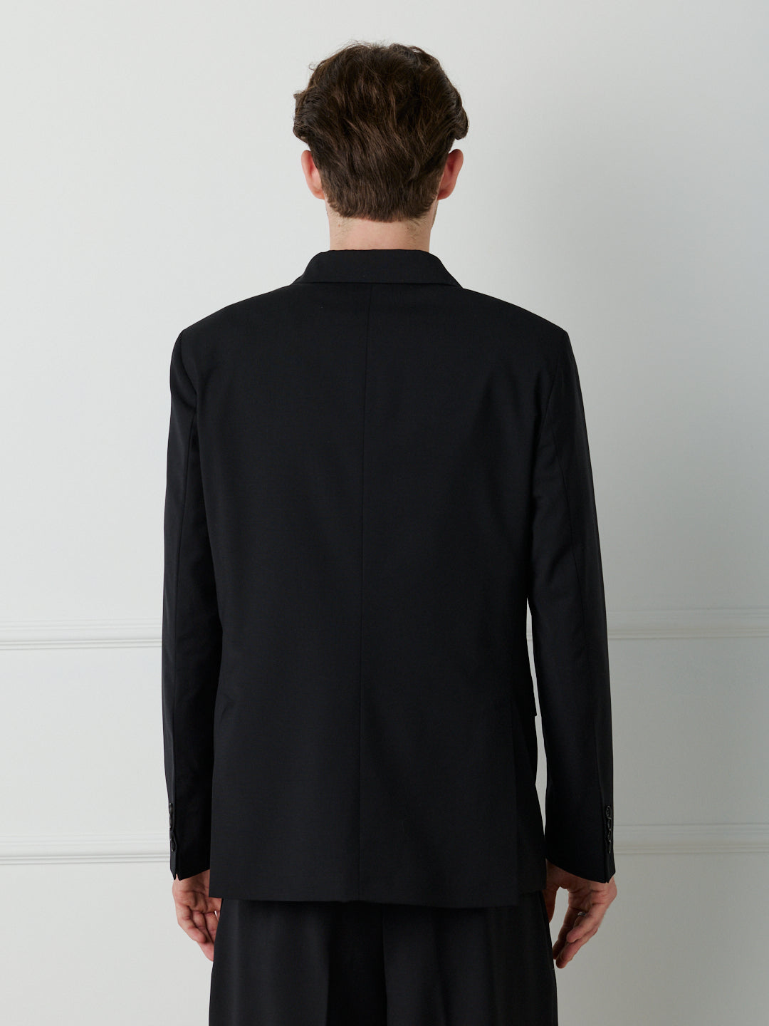 CLASSIC DOUBLE-BREASTED JACKET