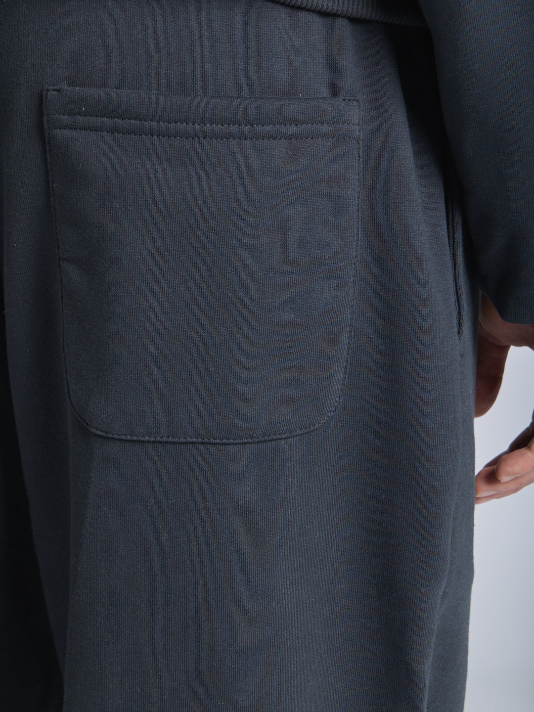 ESSENTIAL SWEATPANTS