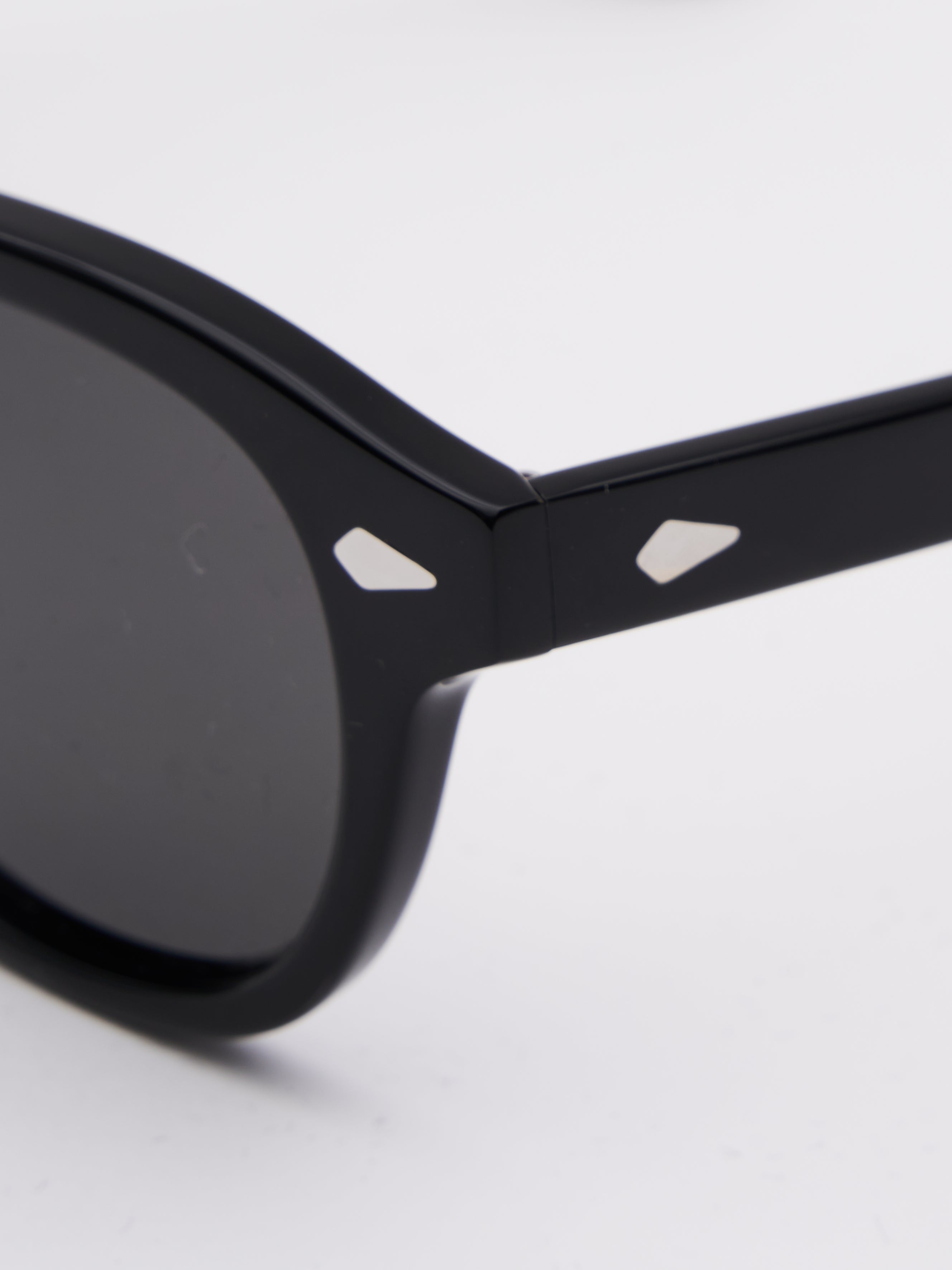 BLACK EBONY - SUNGLASSES