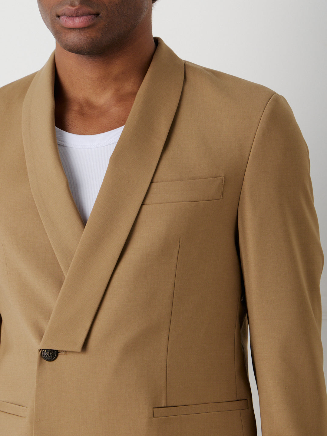 DOUBLE-BREASTED SHAWL COLLAR BLAZER