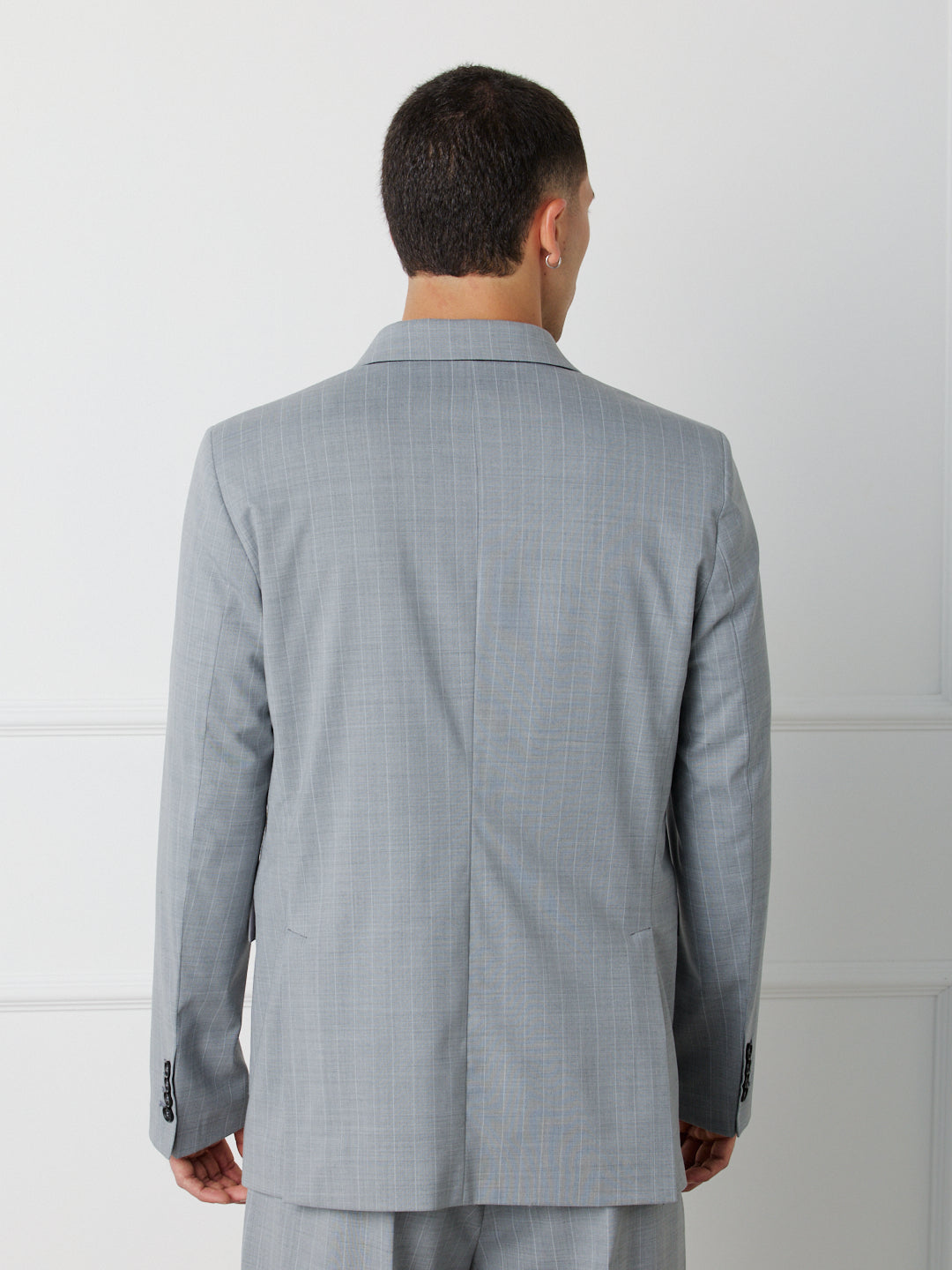 CLASSIC DOUBLE-BREASTED JACKET