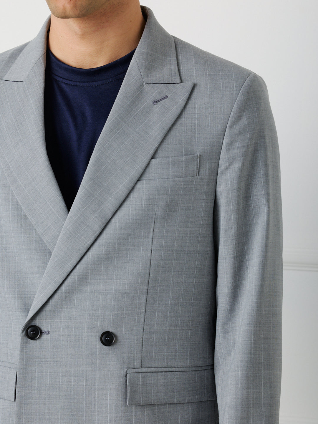 CLASSIC DOUBLE-BREASTED JACKET