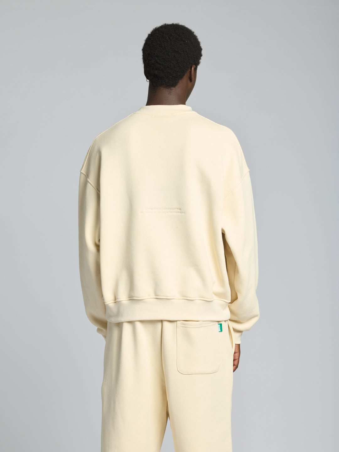 CREWNECK