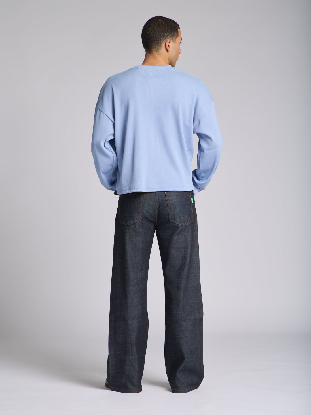 ESSENTIAL LONG SLEEVE