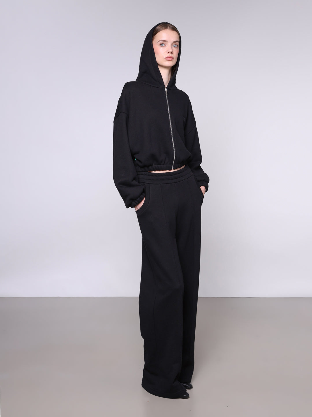 WOMEN'S CROPPED ZIP 500 GSM