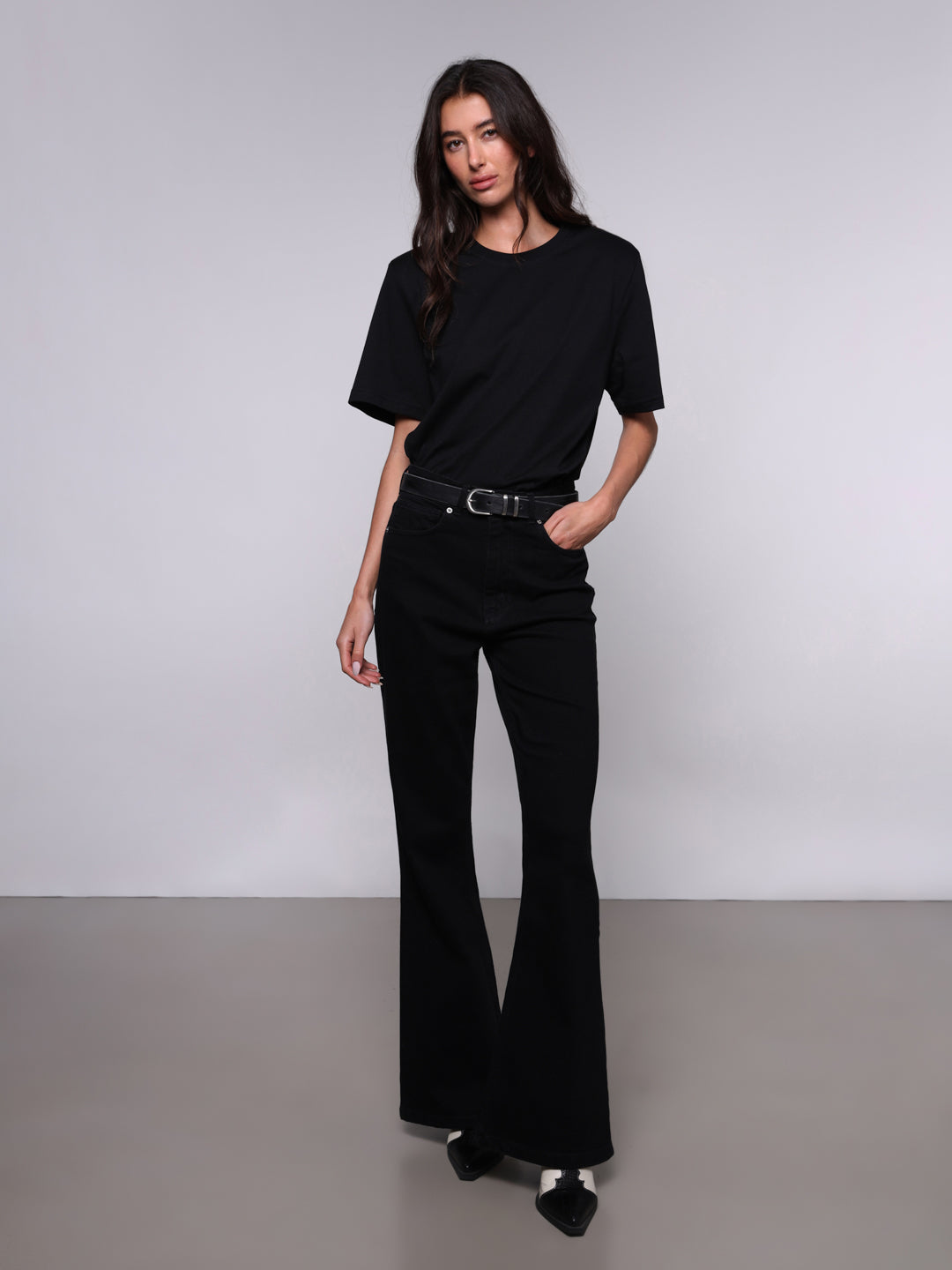 WOMEN'S PADDED SHOULDERS T-SHIRT