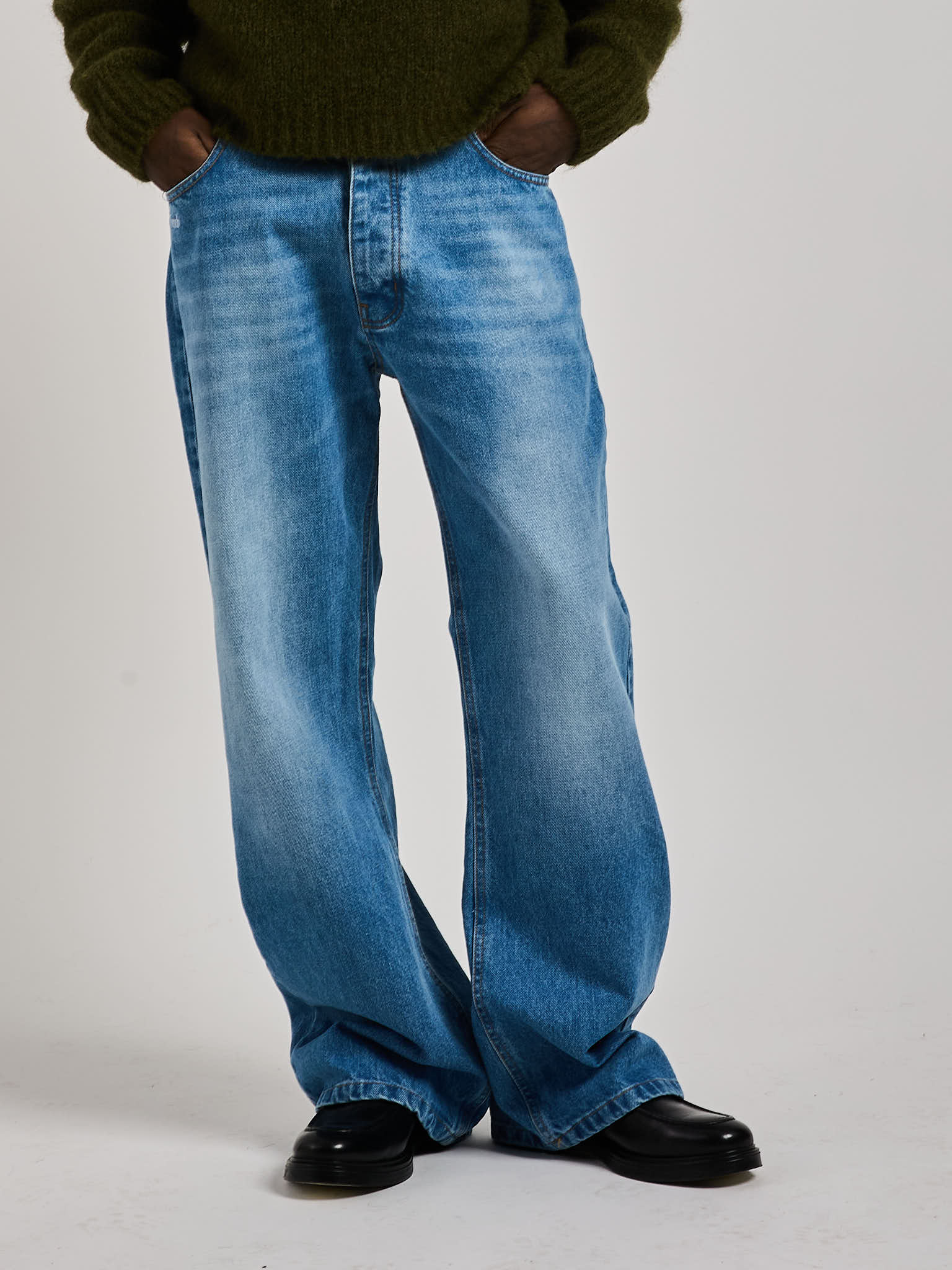 FLARE DENIM