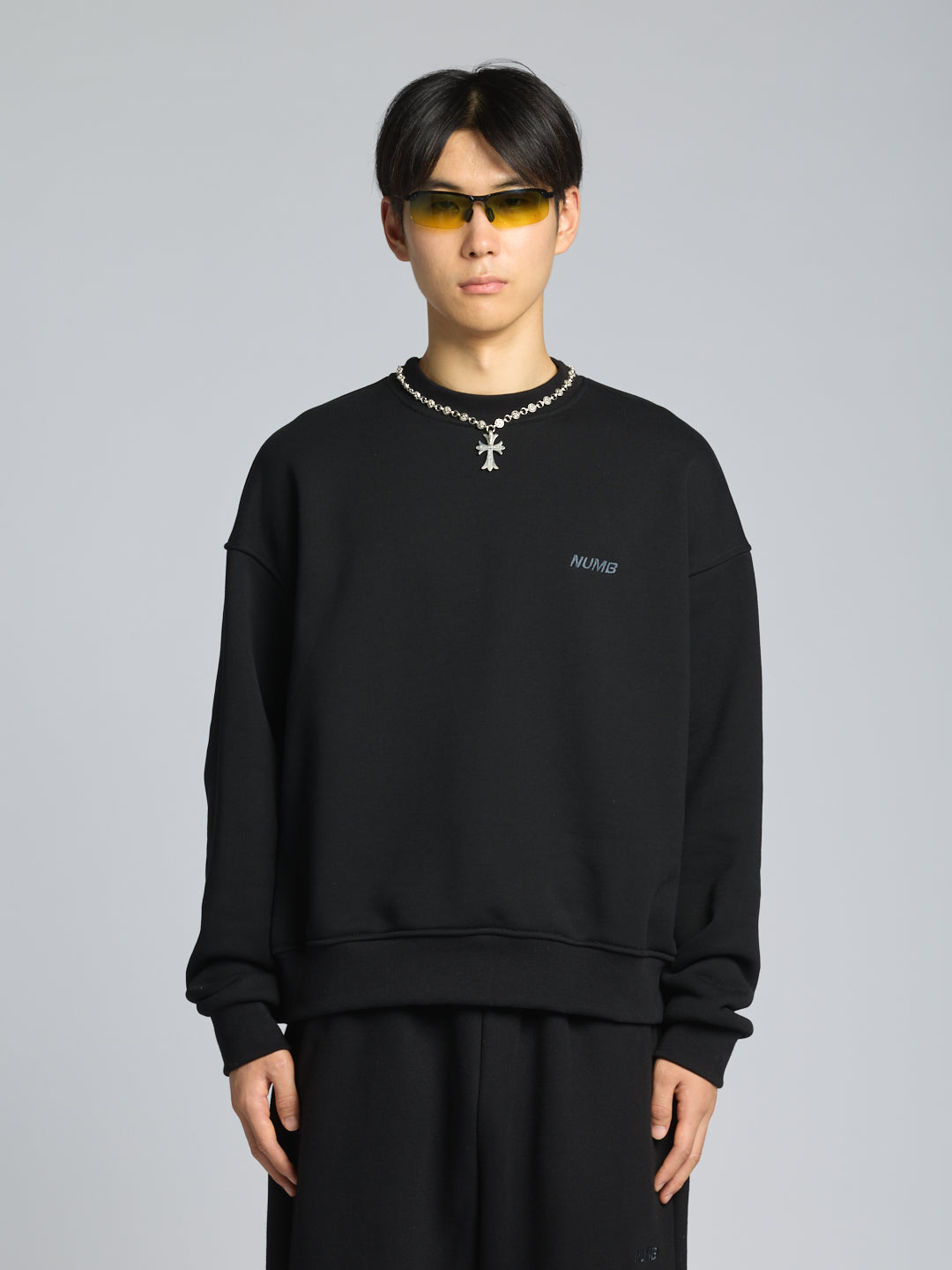 CREWNECK