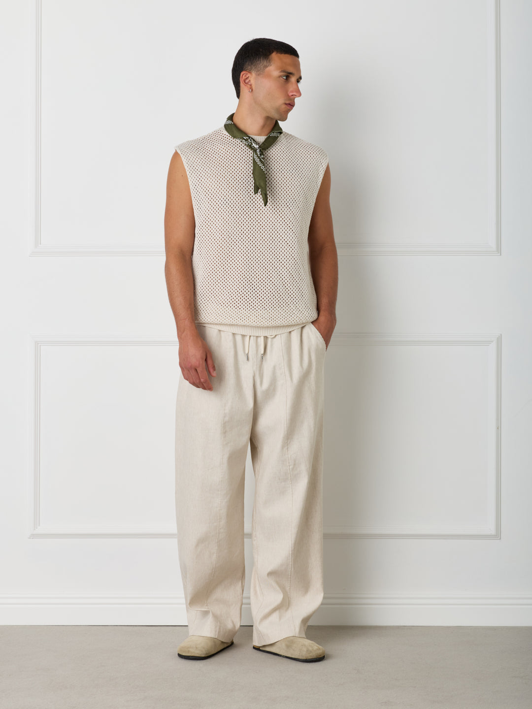 SLEEVELESS KNIT CROCHET
