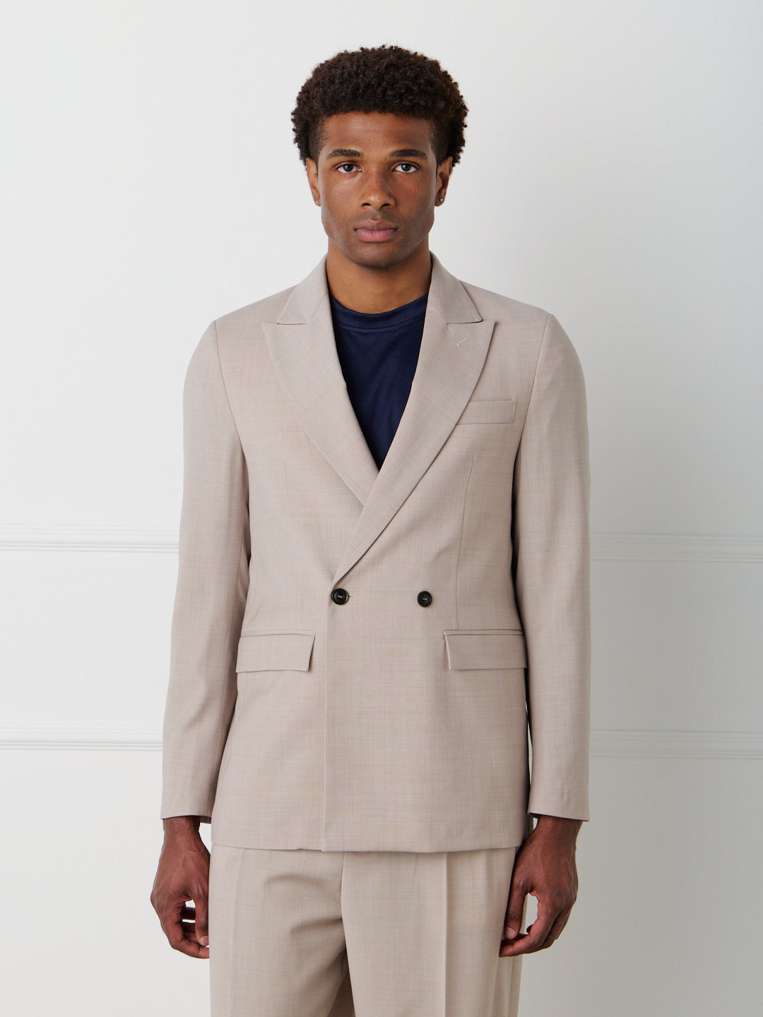 CLASSIC DOUBLE-BREASTED JACKET