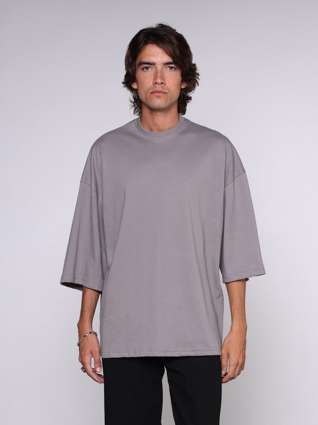 OVERSIZED T-SHIRT