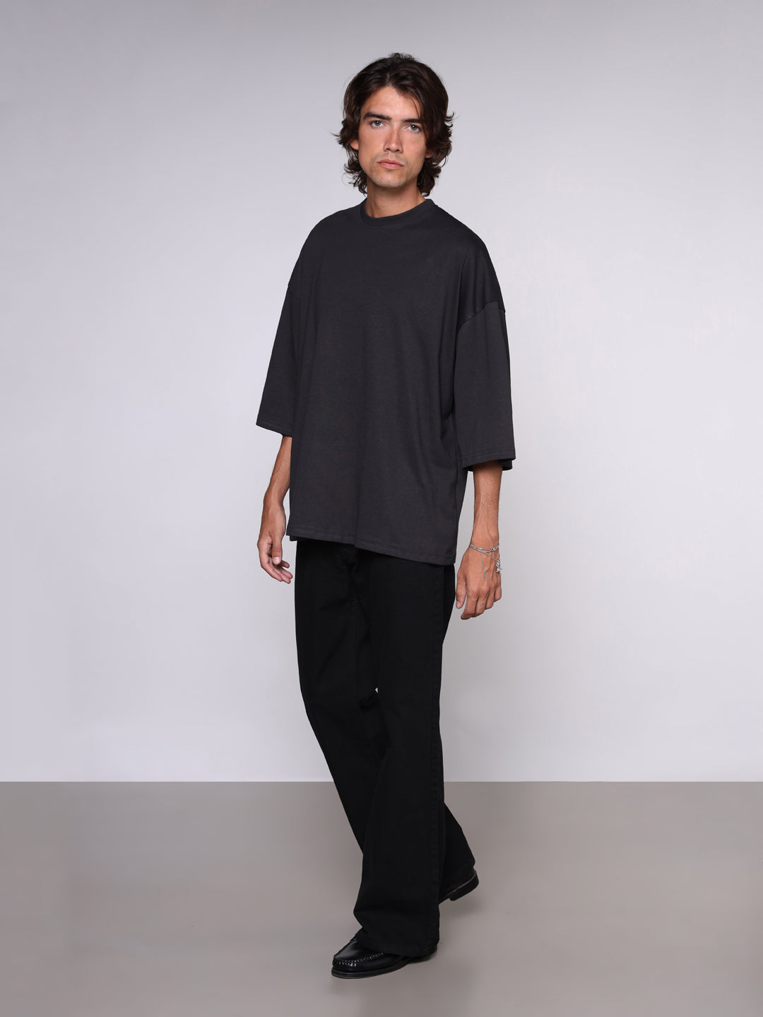 OVERSIZED T-SHIRT