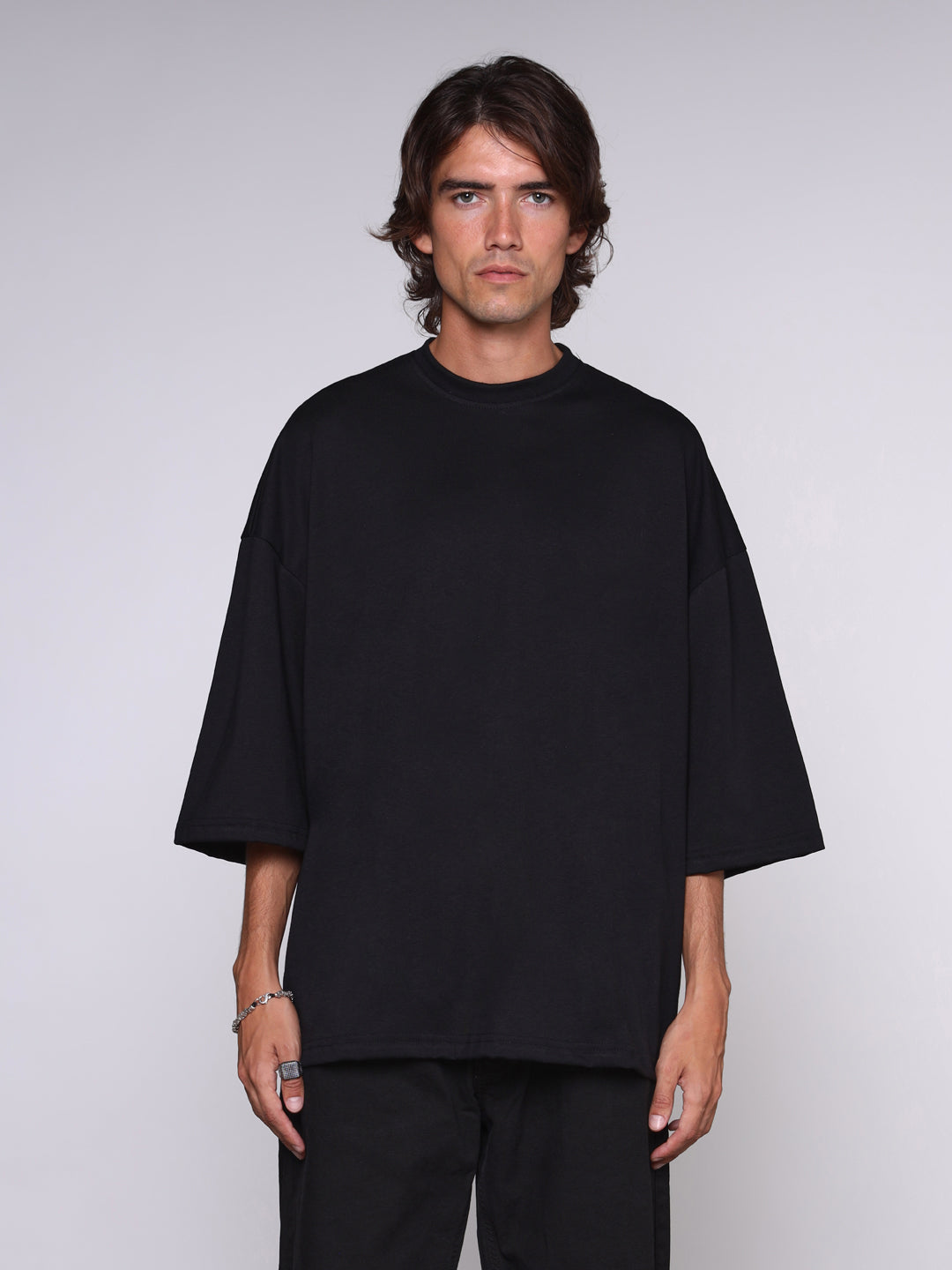 OVERSIZED T-SHIRT