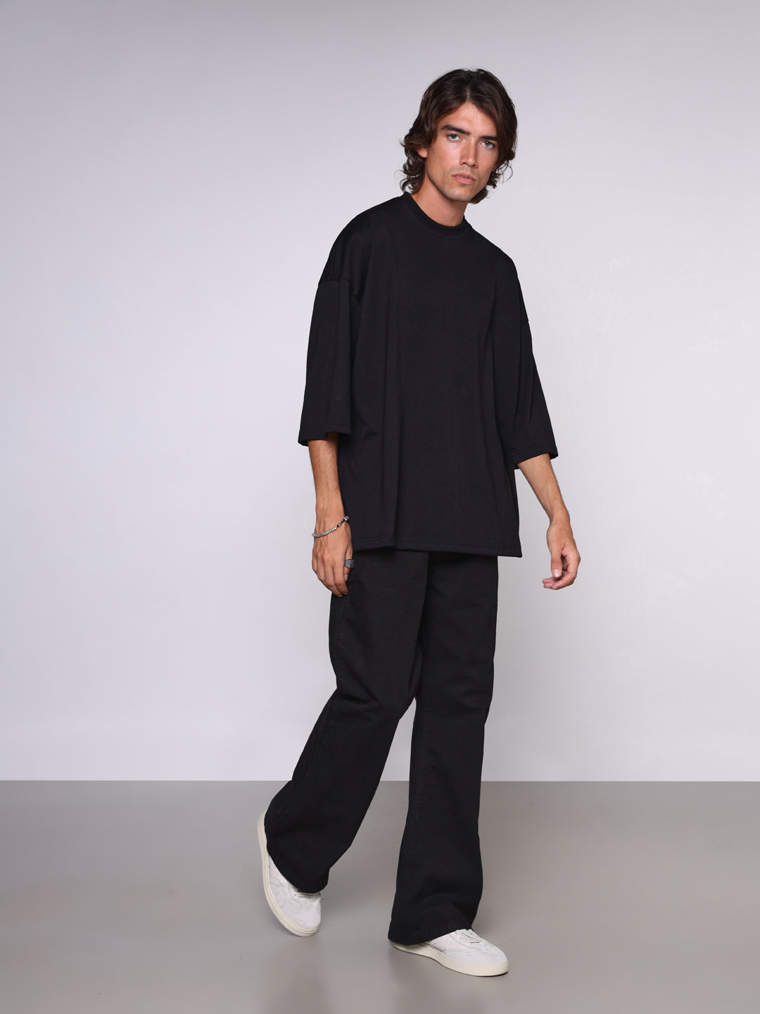 OVERSIZED T-SHIRT