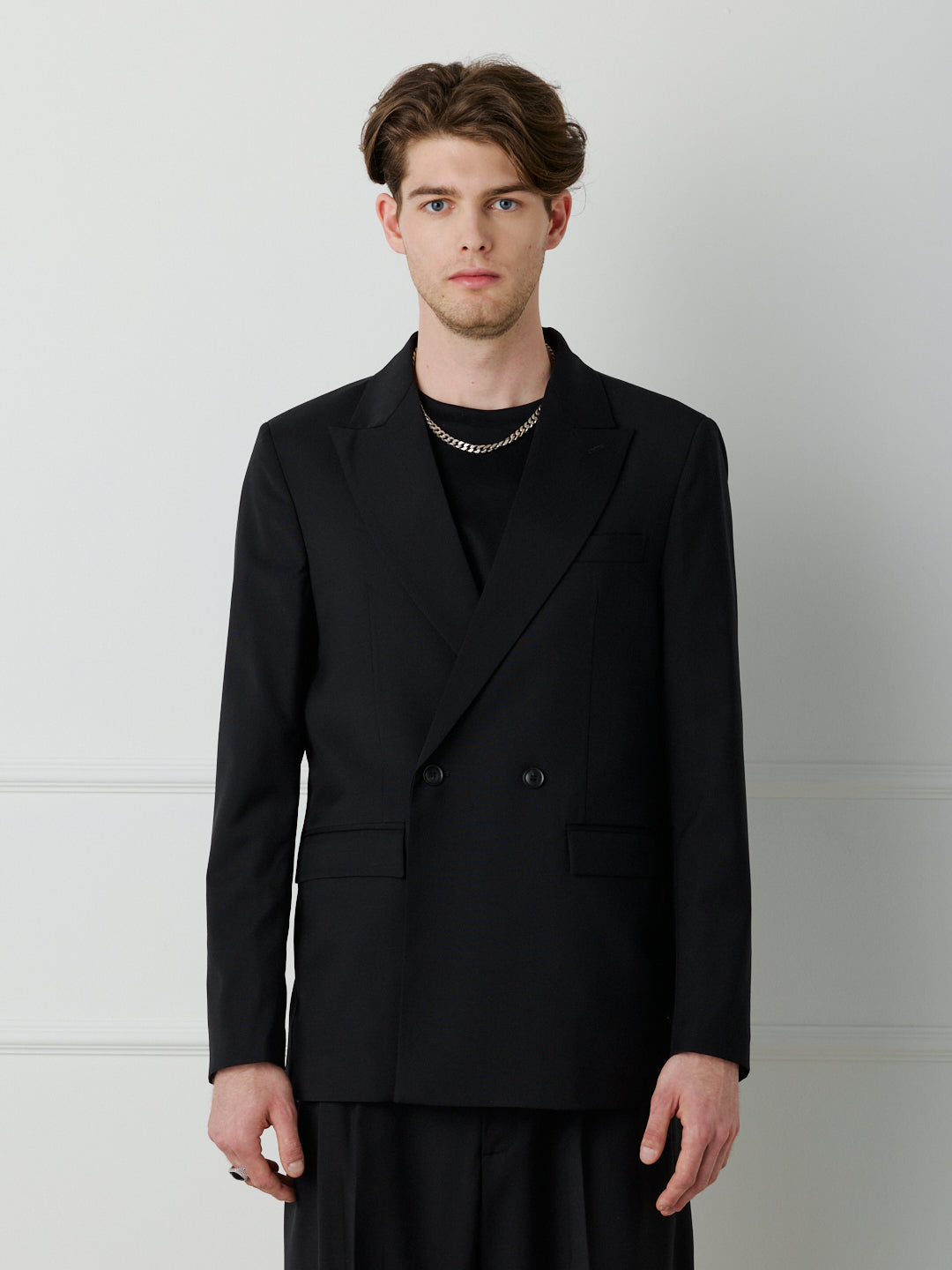 CLASSIC DOUBLE-BREASTED JACKET