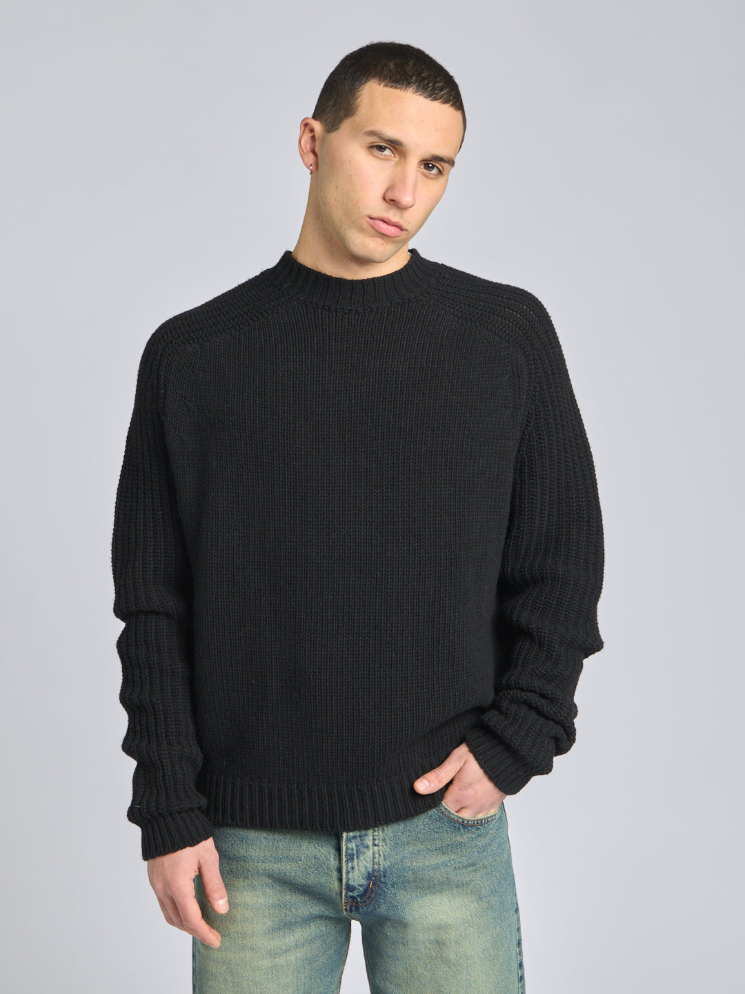 CASHMERE SWEATER