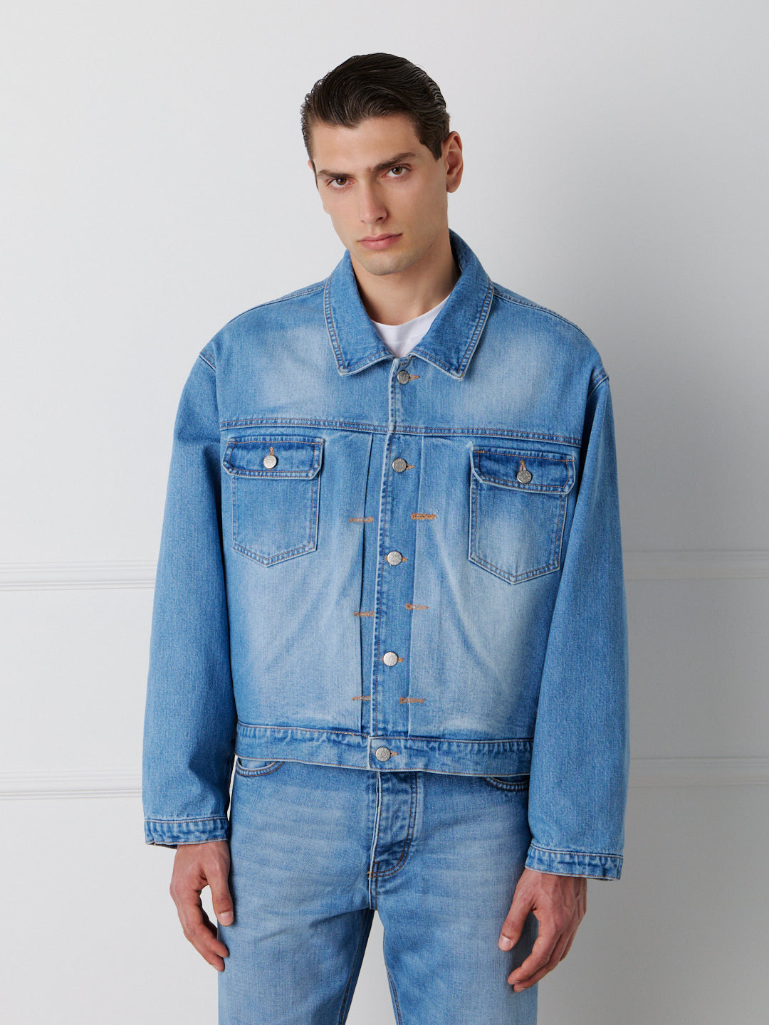 DENIM JACKET