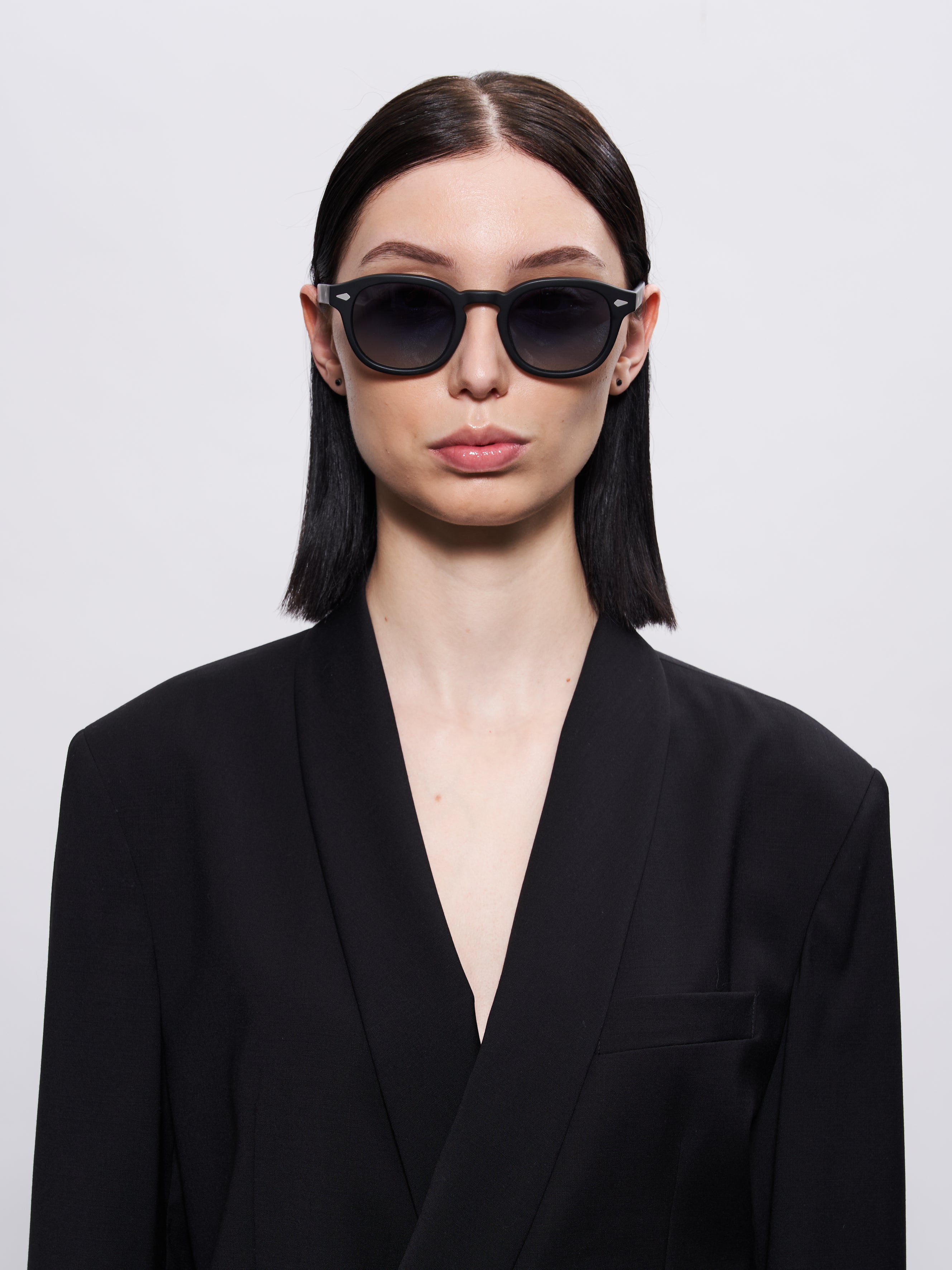 ARCTIC NOIR - SUNGLASSES