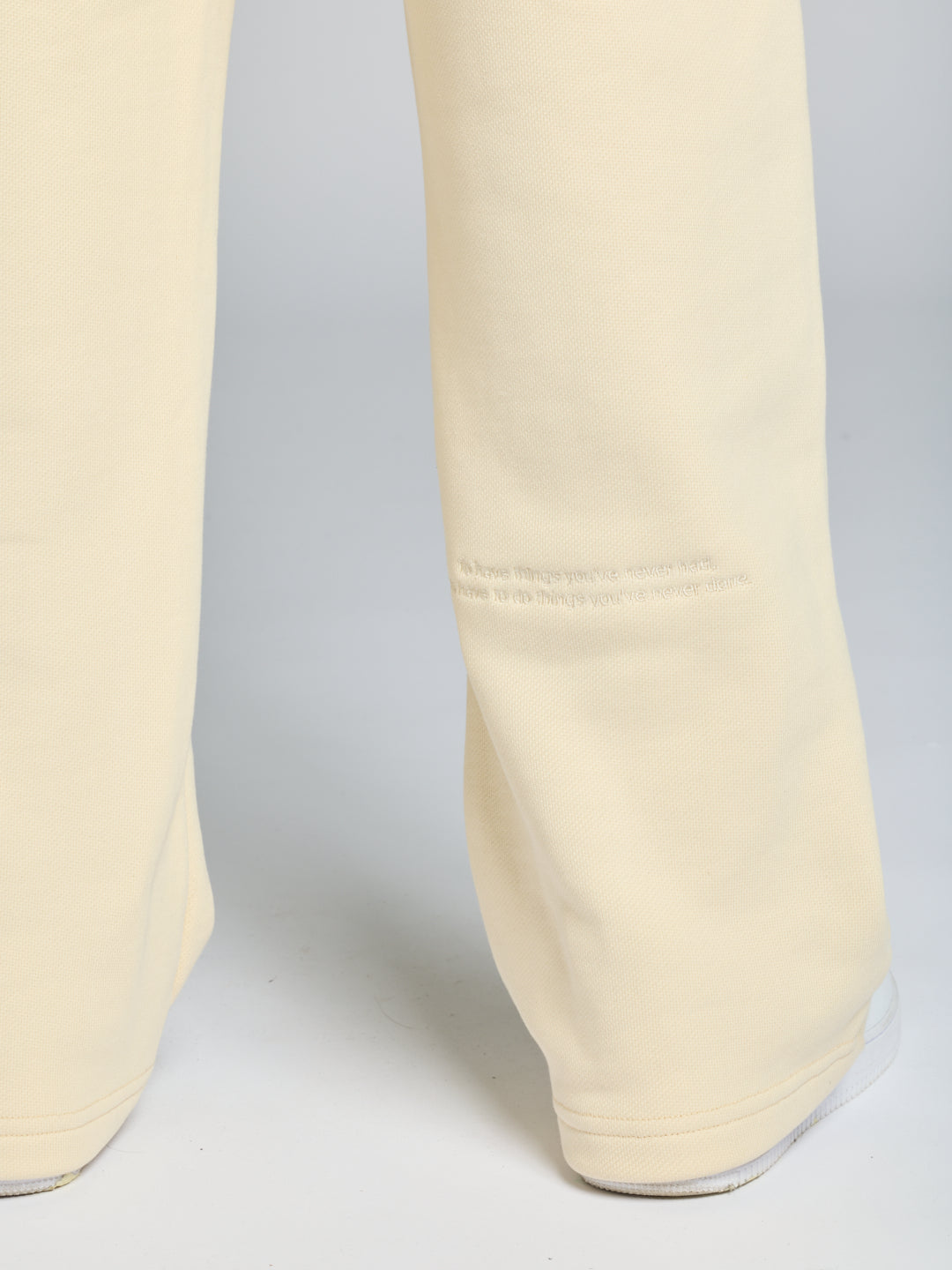 SWEATPANTS