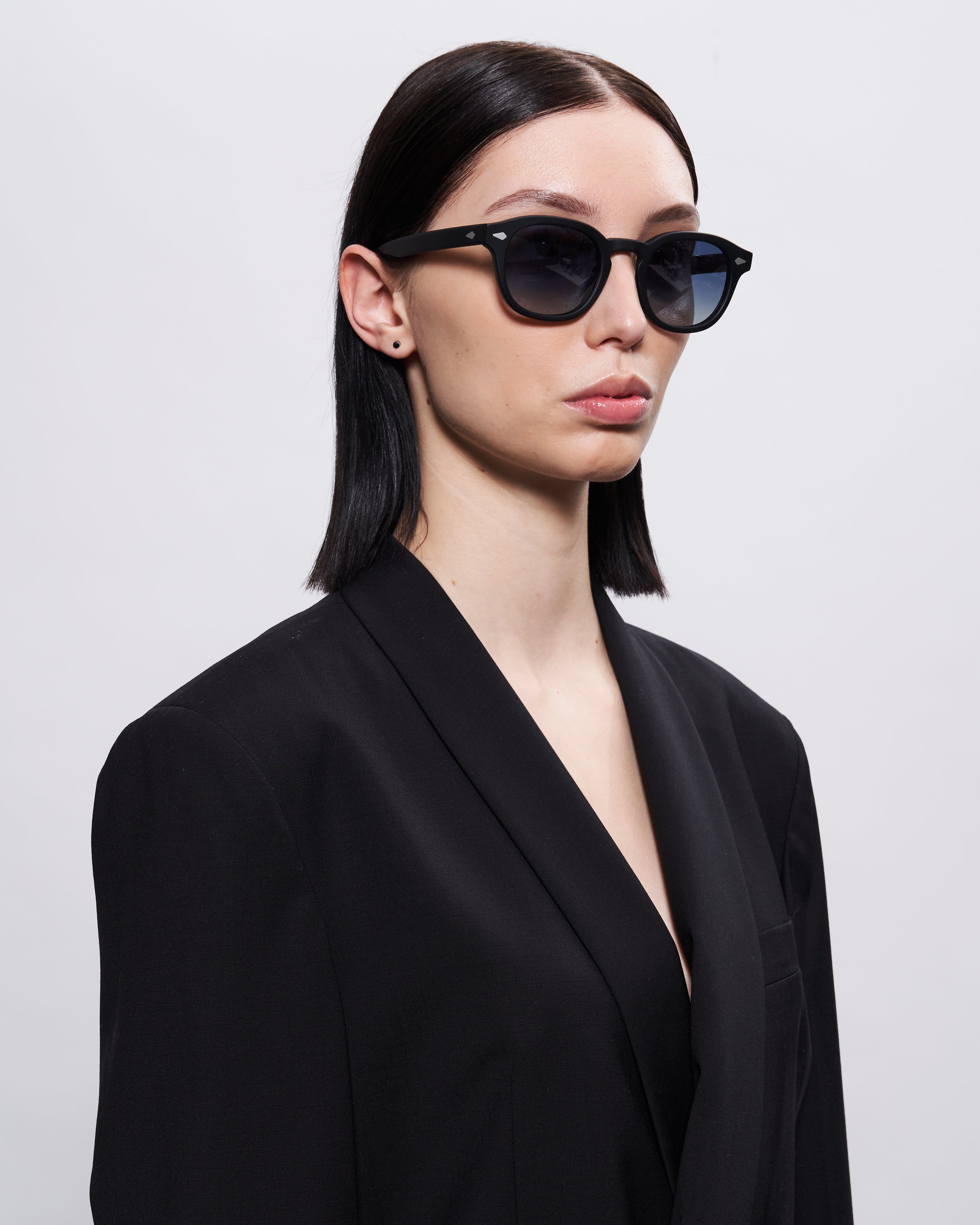 ARCTIC NOIR - SUNGLASSES