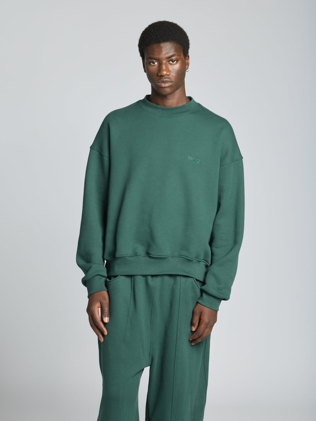 CREWNECK