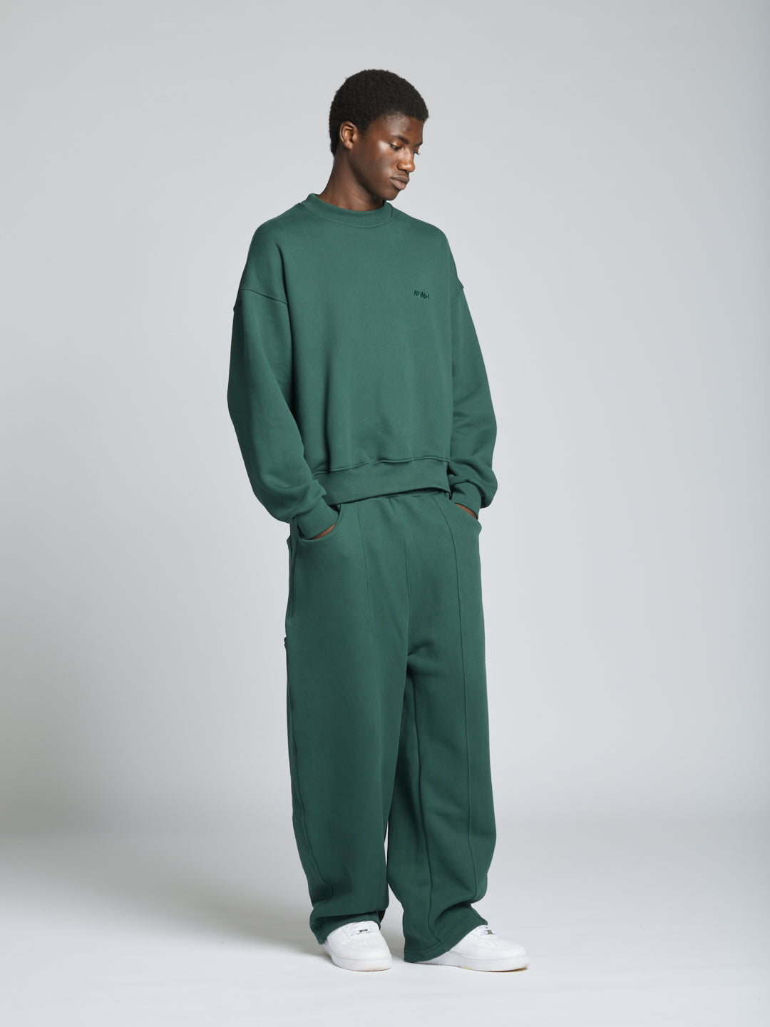 CREWNECK
