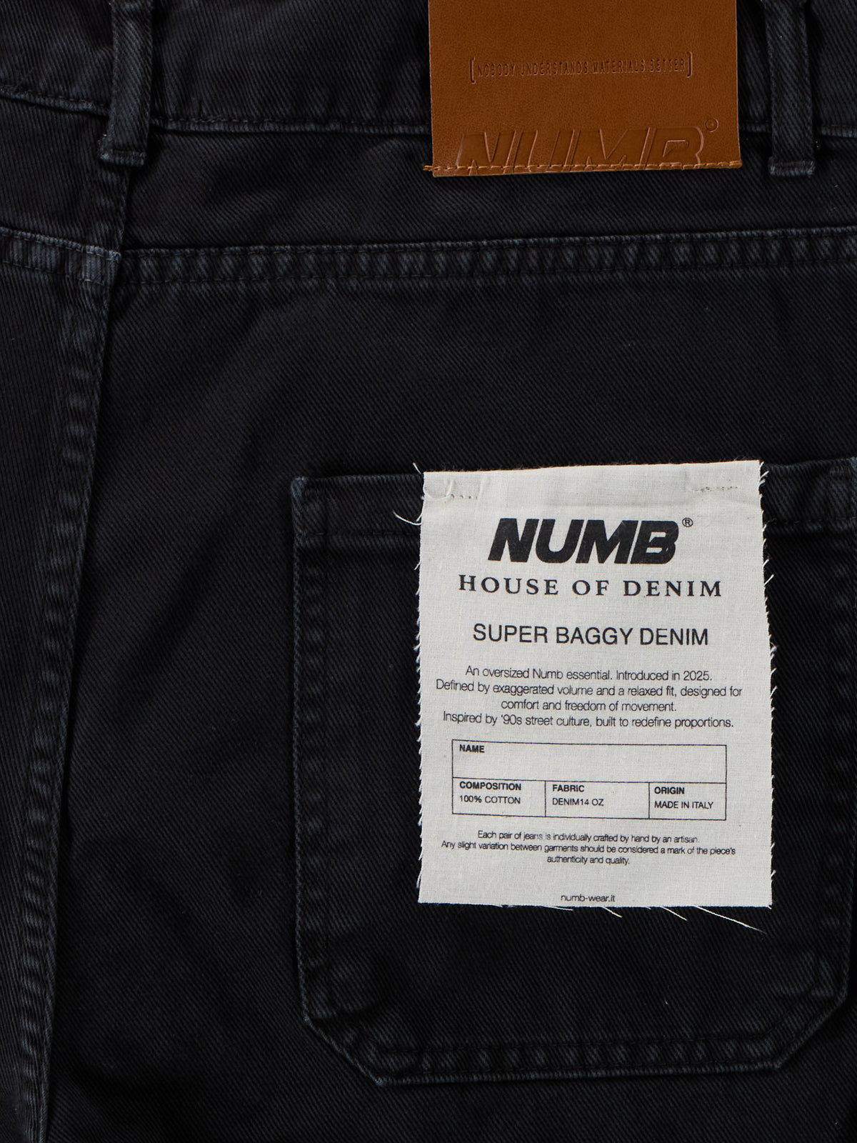 SUPER BAGGY DENIM