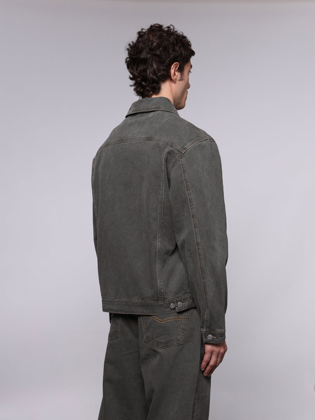 uomo |