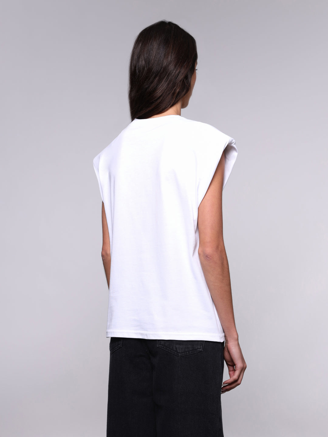 WOMEN'S PADDED SHOULDER SLEEVELESS
