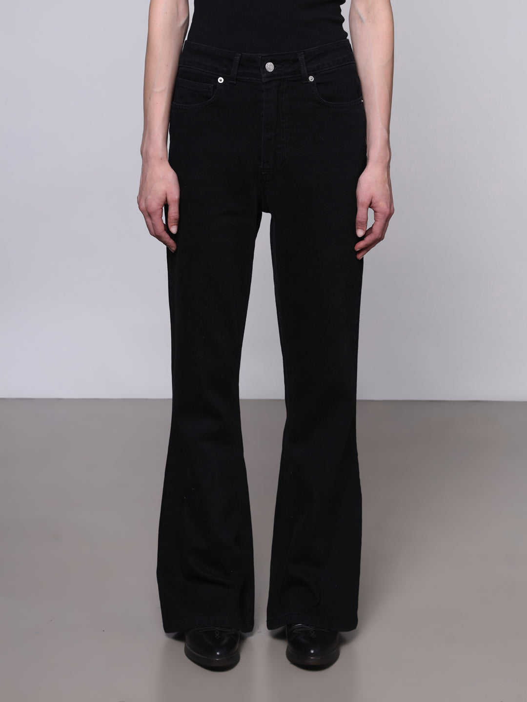 WOMEN'S FLARE DENIM