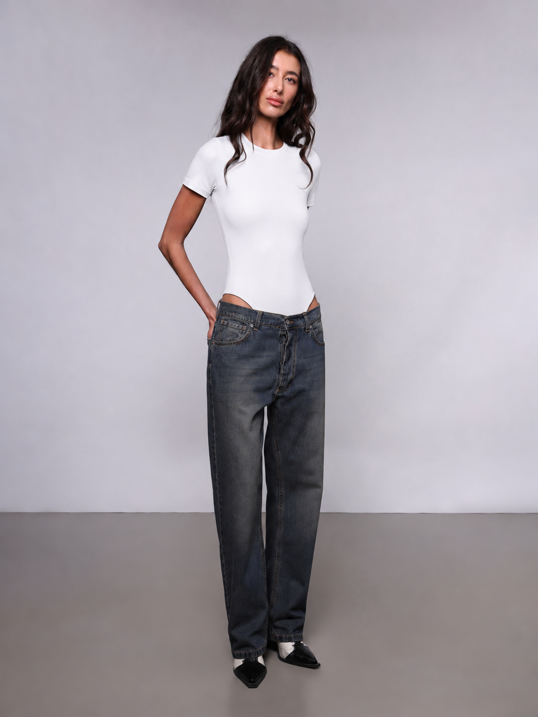 WOMEN'S SHORTS SLEEVE BODYSUIT